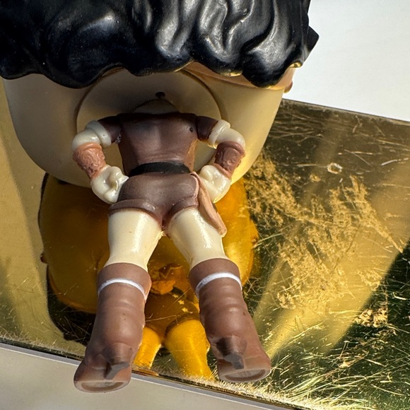 Funko Pop! Wonder Woman Sepia Brown Variant – DC Bombshells / 80th Anniversary - Picture 4 of 8